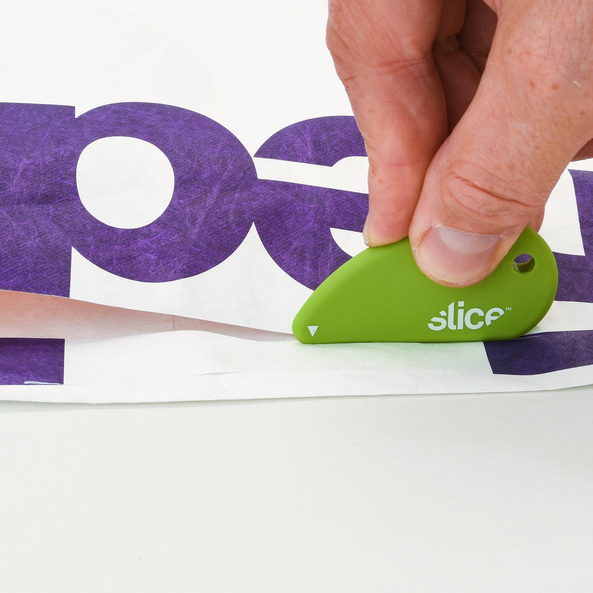 Compact & Protected: Mini Scissors for Safe & Precise Paper Cutting