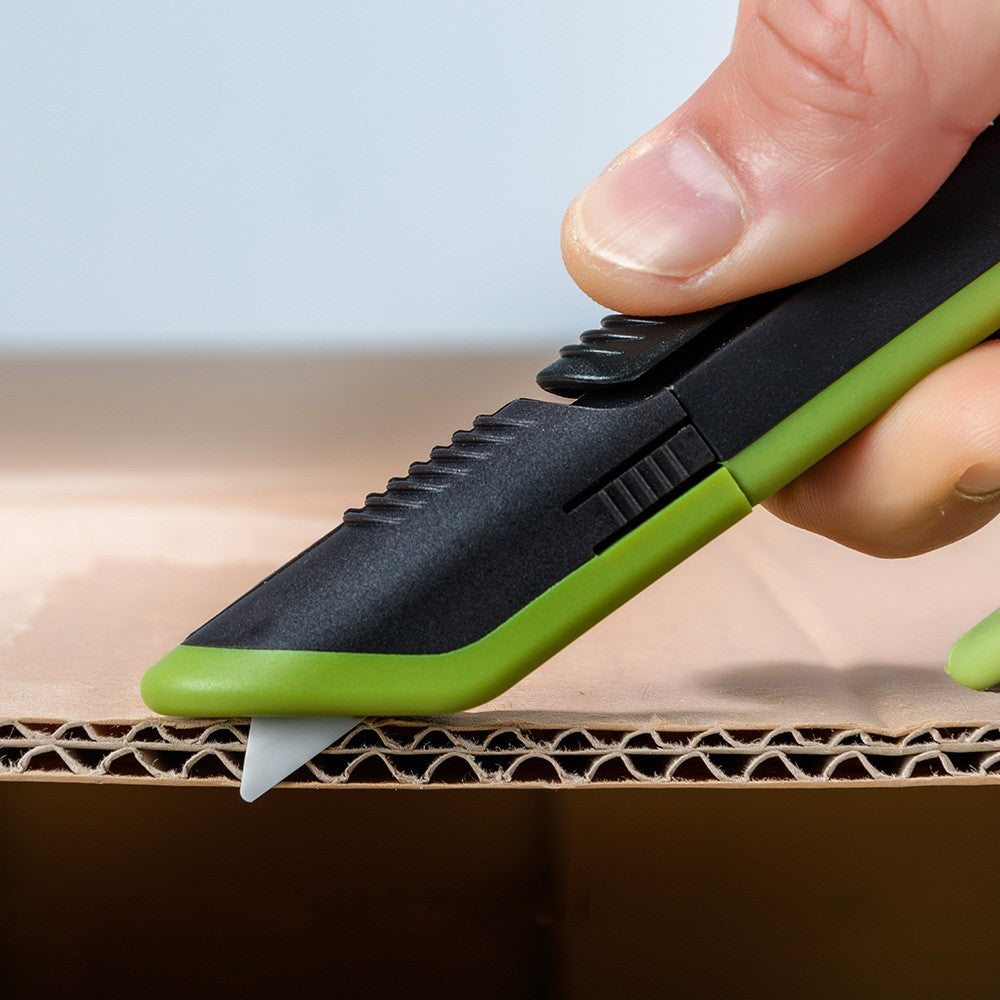 Auto-Retractable Box Cutter With Safety Blade | Slice