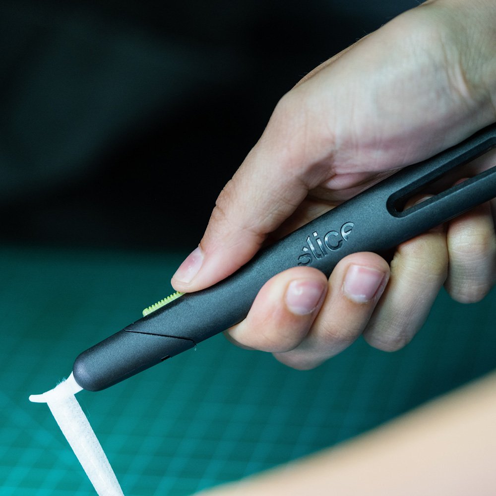Retractable Seam Ripper Auto-Retractable Seam Ripper | Slice