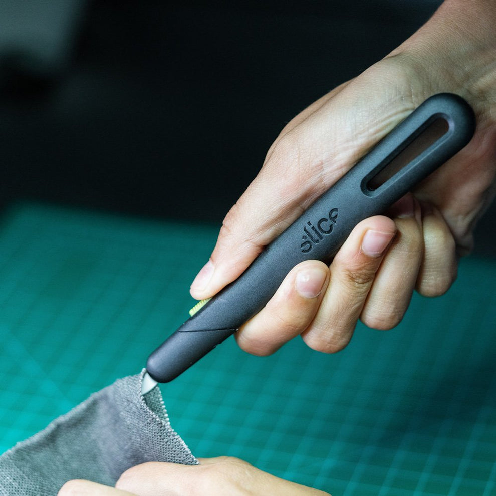 Auto-Retractable Seam Ripper | Slice